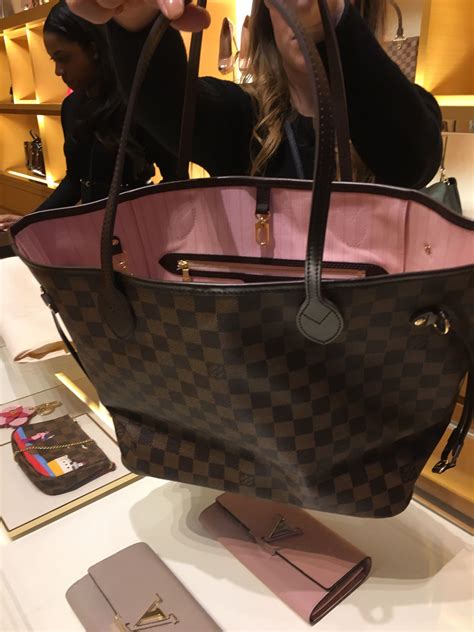 louis vuitton inside bag|louis vuitton neverfull inside.